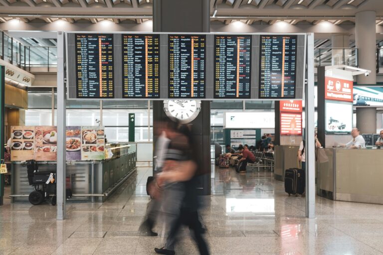 Vedete romance care au emigrat in strainatate pentru cariera